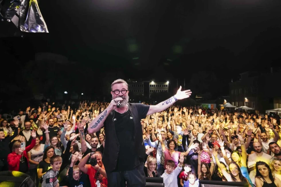 social tour village marco masini