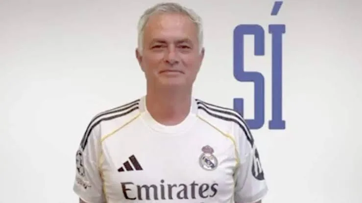 Mourinho nel video di florentino perez